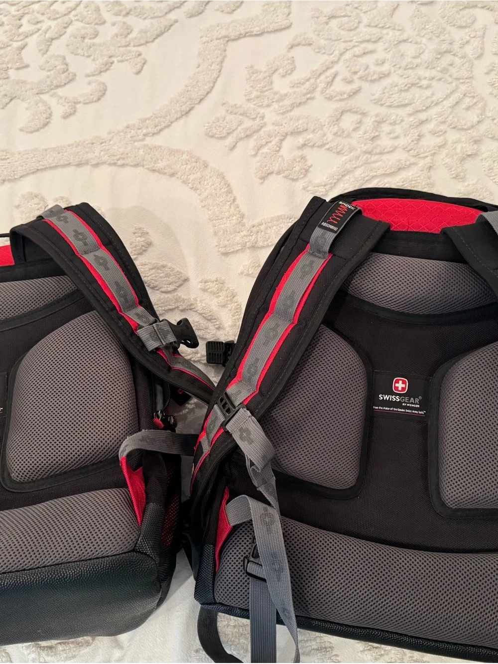🎒 SwissGear Tech Travel & Laptop Backpack – Red & Black: Two Available